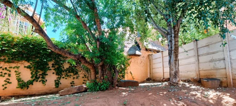 2 Bedroom Property for Sale in Pellissier Free State